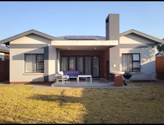 3 BEDROOM FREESTANDING FOR SALE IN VORNA VALLEY